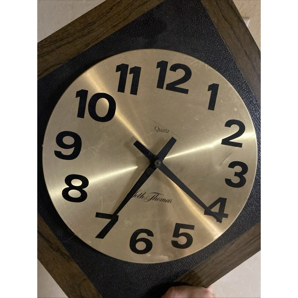 Seth Thomas  Wall Clock MCM Vintage Diamond Square